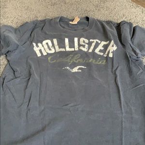 Hollister Tee